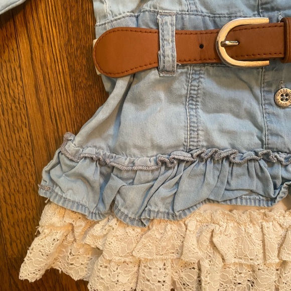 Guess Little Girl Belted Denim and Lace Dress size: 4 - Picture 3 of 15